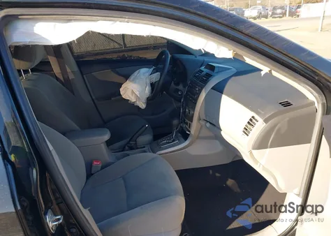 2012 Toyota Corolla Le z USA, uszkodzony, nr VIN 2T1BU4EE5CC833750